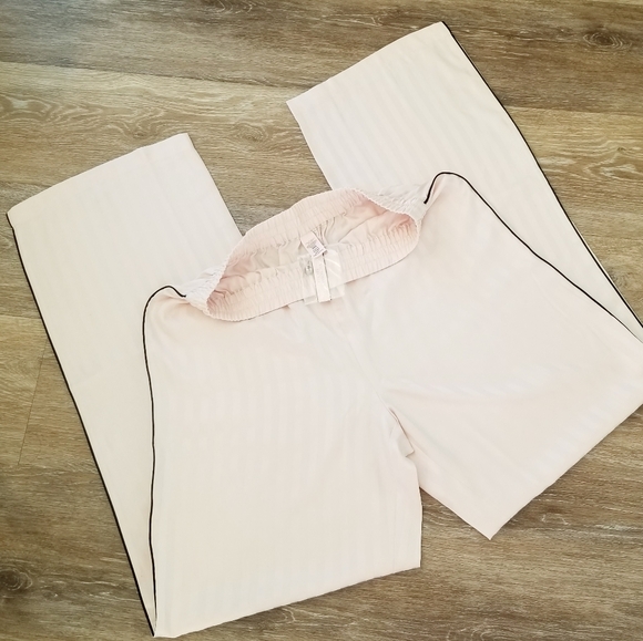 Victoria's Secret Limited Edition Rhinestone Crystal Satin Stripe Pajama Set NWT - Picture 11 of 15